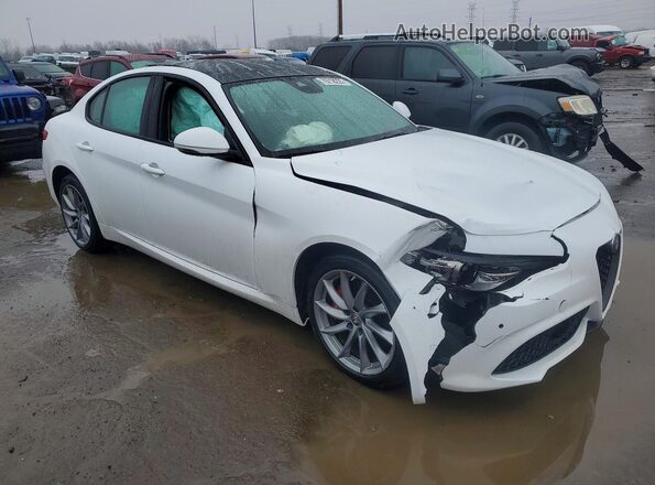 ZARFANAN0P7673778 2023 ALFA ROMEO GIULIA White Przód prawy
