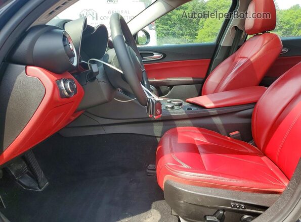 ZARFANAN7K7605602 2019 ALFA ROMEO GIULIA Blue 
