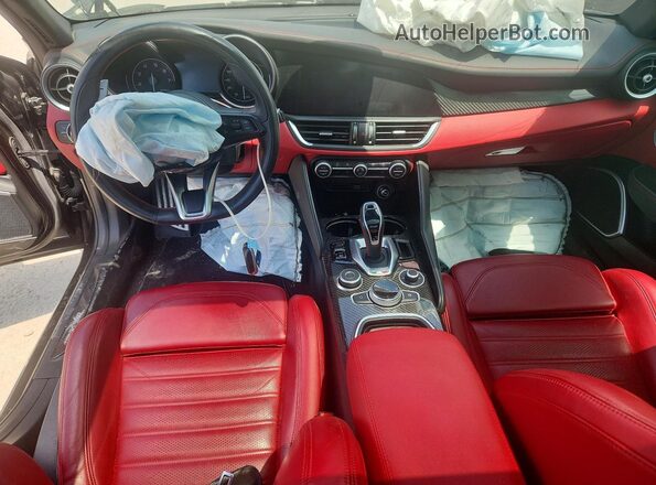 ZARFANBN2M7642364 2021 ALFA ROMEO GIULIA Black Առջևի վահանակի տեսք