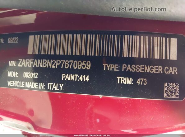 ZARFANBN2P7670959 2023 ALFA ROMEO GIULIA Красный Вид подкапотного пространства