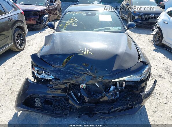ZARFANBN3L7634577 2020 ALFA ROMEO GIULIA Black Widok zestawu wskaźników