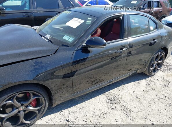 ZARFANBN3L7634577 2020 ALFA ROMEO GIULIA Black Widok wnętrza 360 stopni