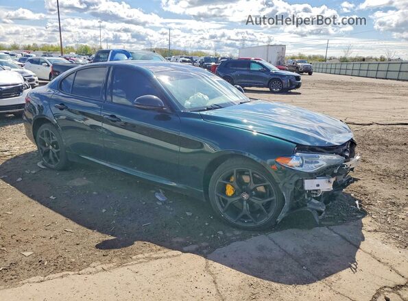 ZARFANBN5M7648529 2021 ALFA ROMEO GIULIA Green Front right