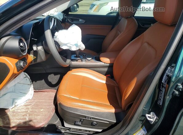 ZARFANBN5M7648529 2021 ALFA ROMEO GIULIA Green Front interior view