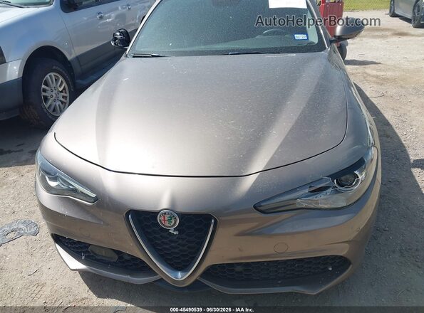 ZARFANBN8K7602867 2019 ALFA ROMEO GIULIA Brown Widok zestawu wskaźników
