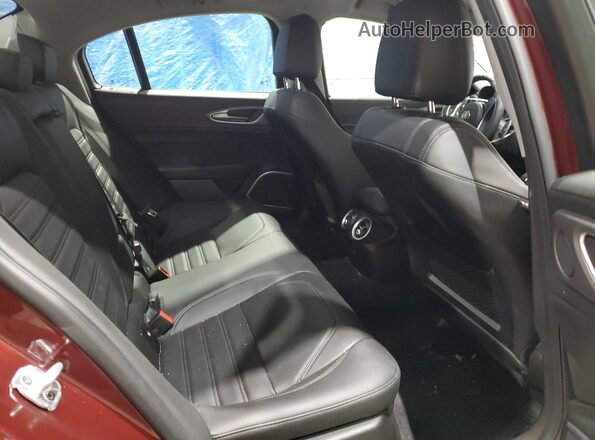 ZARFANBNXK7610467 2019 ALFA ROMEO GIULIA Maroon Rear seats view
