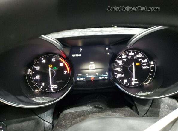 ZARFANBNXK7610467 2019 ALFA ROMEO GIULIA Maroon Instrument cluster view