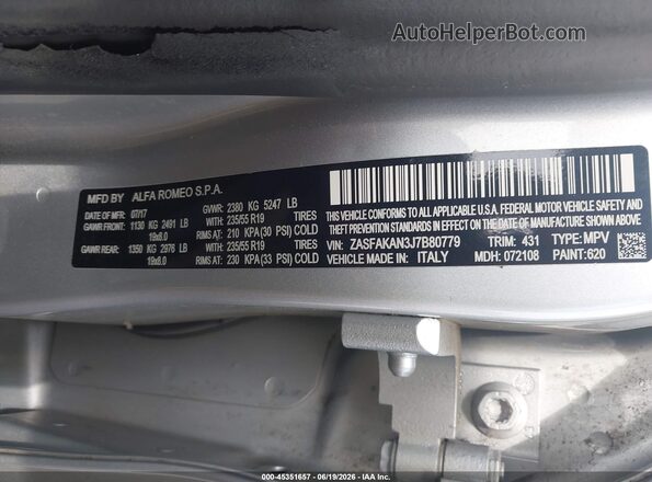 ZASFAKAN3J7B80779 2018 ALFA ROMEO STELVIO Серебряный Вид подкапотного пространства