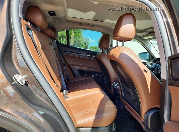 ZASFAKAN3J7B81477 2018 ALFA ROMEO STELVIO Gray 