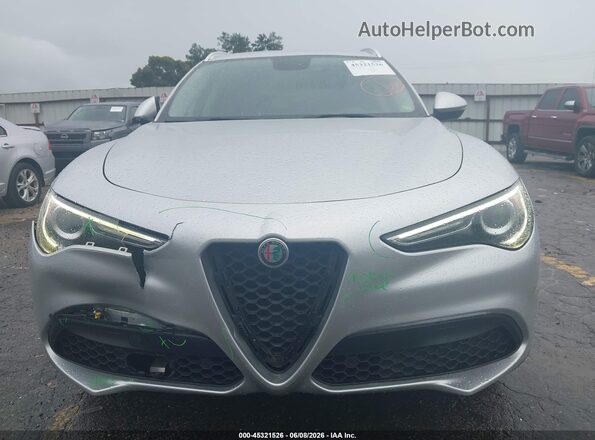 ZASFAKAN7J7B69008 2018 ALFA ROMEO STELVIO Silver Սարքավորումների վահանակի տեսք