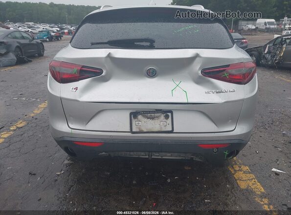 ZASFAKAN7J7B69008 2018 ALFA ROMEO STELVIO Silver Դիմացի տեսք