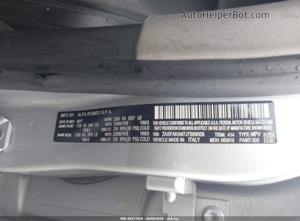 ZASFAKAN7J7B69008 2018 ALFA ROMEO STELVIO Silver Շարժիչի բաժամունքի տեսք