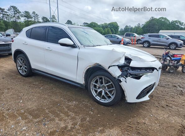 ZASFAKAN7J7C00659 2018 ALFA ROMEO STELVIO White Przód prawy