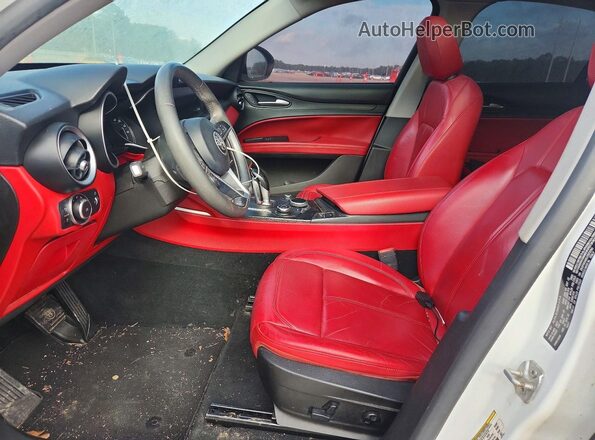 ZASFAKANXJ7B73781 2018 ALFA ROMEO STELVIO White Vista interior delantera