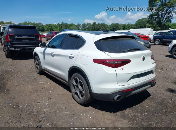 ZASFAKBN4J7C28952 2018 ALFA ROMEO STELVIO White 