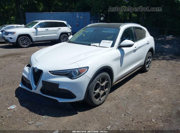 ZASFAKBN4J7C28952 2018 ALFA ROMEO STELVIO White 