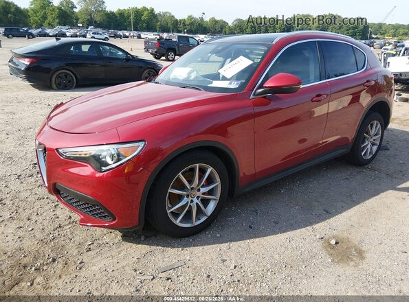 ZASFAKBN7J7B64373 2018 ALFA ROMEO STELVIO Красный Передняя левая четверть