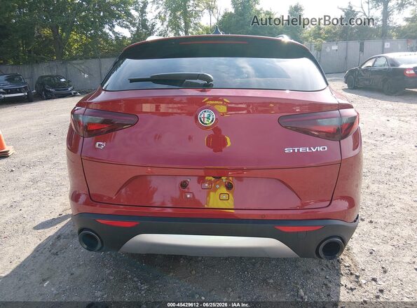 ZASFAKBN7J7B64373 2018 ALFA ROMEO STELVIO Красный 