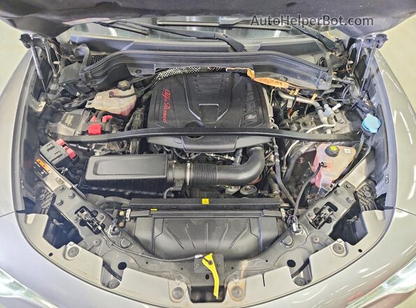 ZASFAKBN8J7B67301 2018 ALFA ROMEO STELVIO Серый 