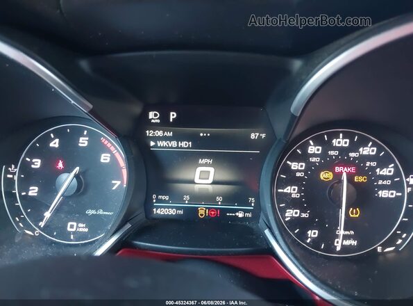 ZASFAKBN9J7C28932 2018 ALFA ROMEO STELVIO Black Widok tylnych siedzeń