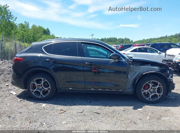 ZASFAKBN9J7C28932 2018 ALFA ROMEO STELVIO Black Widok wnętrza 360 stopni