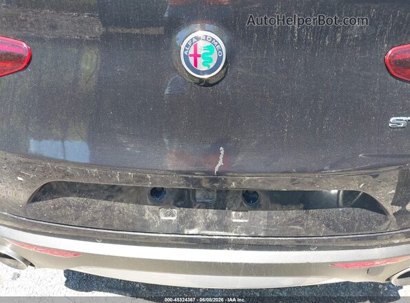 ZASFAKBN9J7C28932 2018 ALFA ROMEO STELVIO Black 