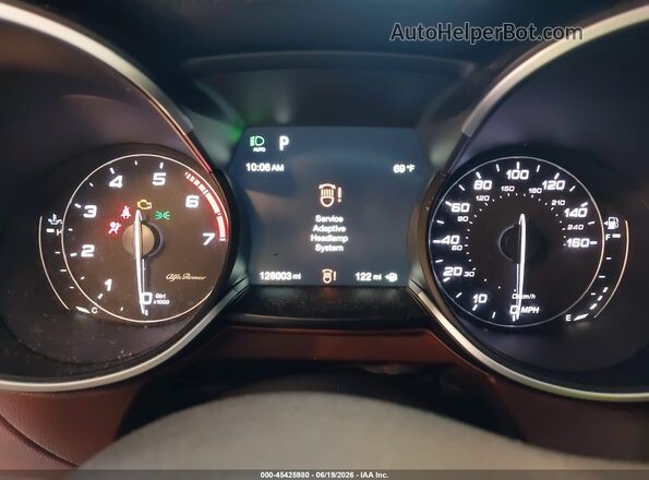ZASFAKNN1J7C00084 2018 ALFA ROMEO STELVIO Red Հետևի նստատեղերի տեսք