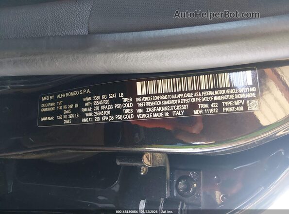 ZASFAKNN2J7C02507 2018 ALFA ROMEO STELVIO Black Вид підкапотного простору