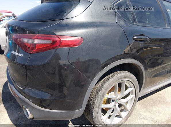 ZASFAKNN4J7B70062 2018 ALFA ROMEO STELVIO Black წინა ხედი