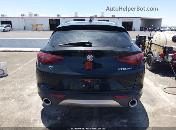 ZASFAKNN4J7B70062 2018 ALFA ROMEO STELVIO Black 