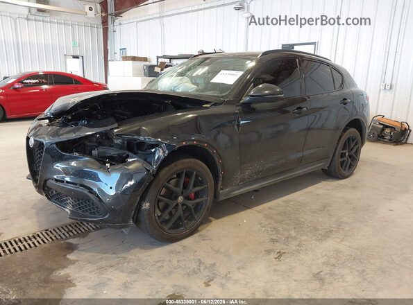 ZASFAKNN5J7B98677 2018 ALFA ROMEO STELVIO Черный Передняя левая четверть