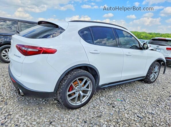 ZASFAKNN7J7B83131 2018 ALFA ROMEO STELVIO White Задня права чверть