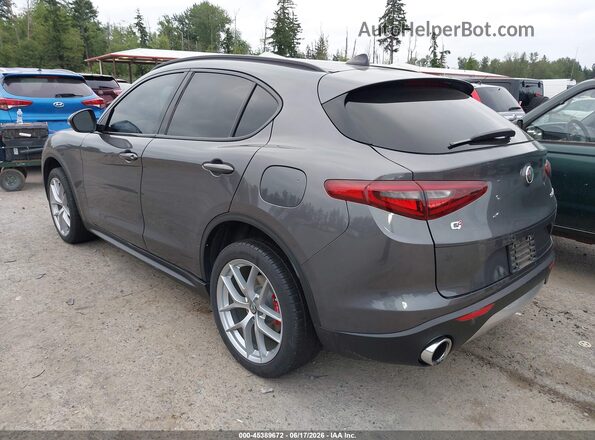 ZASFAKNNXJ7B98948 2018 ALFA ROMEO STELVIO Gray 