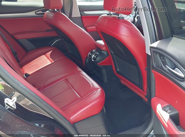 ZASFAKPN1J7B91075 2018 ALFA ROMEO STELVIO Black VIN կոդի պիտակի տեսք