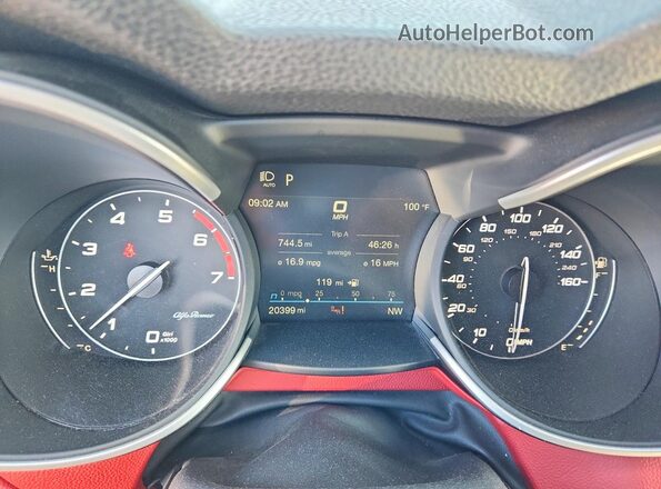 ZASPAJAN0M7D09614 2021 ALFA ROMEO STELVIO Silver Instrument cluster view