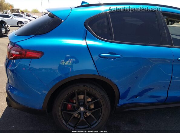 ZASPAJAN5K7C48774 2019 ALFA ROMEO STELVIO Blue Widok z przodu