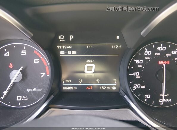 ZASPAJAN5K7C48774 2019 ALFA ROMEO STELVIO Blue Widok tylnych siedzeń
