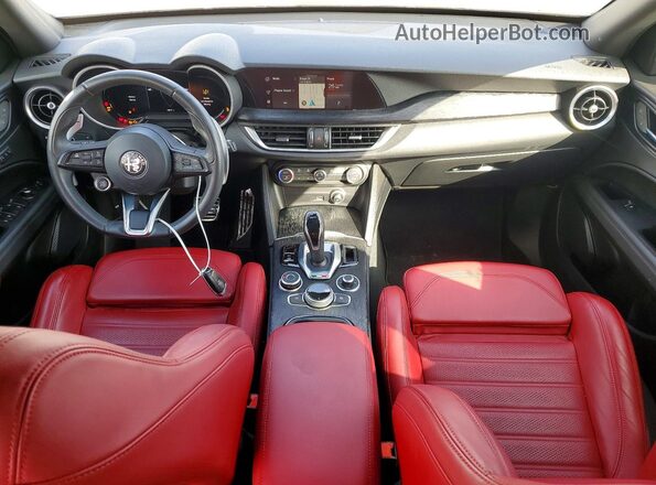 ZASPAJAN9R7D78468 2024 ALFA ROMEO STELVIO White Вид панелі приладів