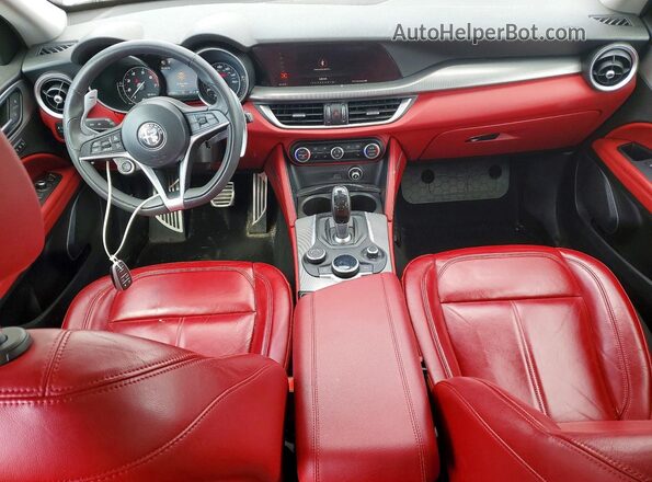 ZASPAKAN2K7C32151 2019 ALFA ROMEO STELVIO Silver Vista del salpicadero