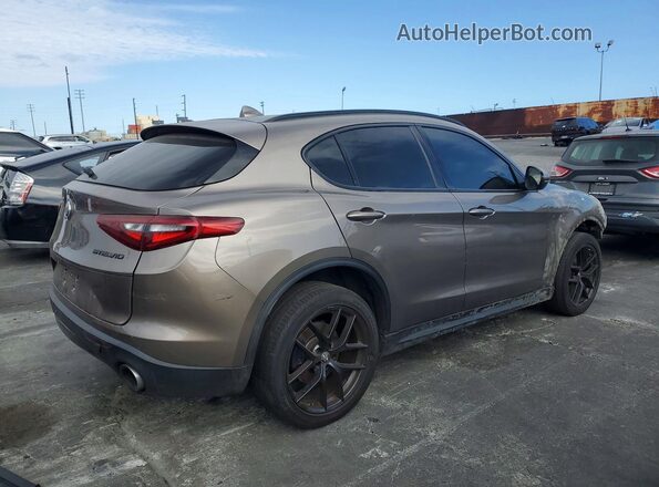 ZASPAKAN5K7C32788 2019 ALFA ROMEO STELVIO Коричневый Задняя правая четверть