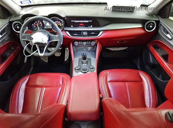 ZASPAKAN6K7C34212 2019 ALFA ROMEO STELVIO Black Widok deski rozdzielczej