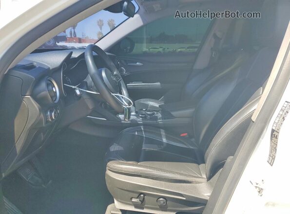 ZASPAKAN7K7C49124 2019 ALFA ROMEO STELVIO White წინა სალონის ხედი