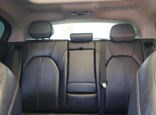 ZASPAKAN7K7C49124 2019 ALFA ROMEO STELVIO White უკანა სავარძლების ხედი