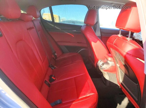 ZASPAKAN7L7C90712 2020 ALFA ROMEO STELVIO Серебряный Вид задних сидений