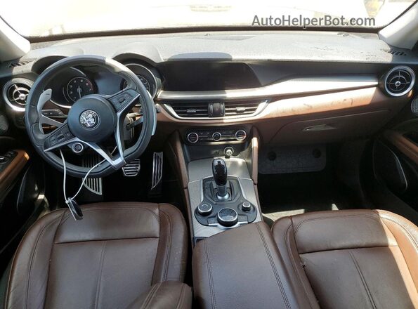 ZASPAKANXK7C41468 2019 ALFA ROMEO STELVIO Black Առջևի վահանակի տեսք