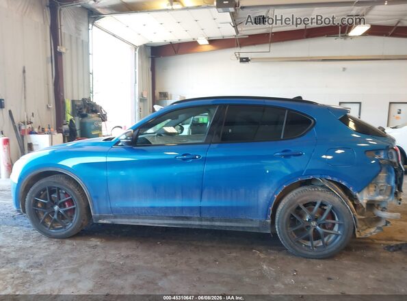 ZASPAKBN0K7C50954 2019 ALFA ROMEO STELVIO Blue Widok wnętrza 360 stopni