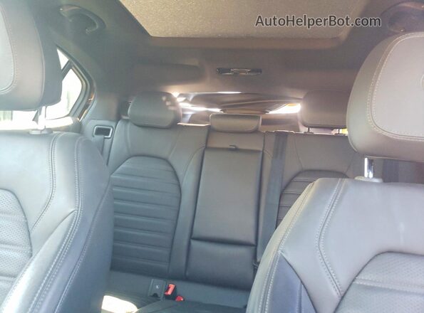 ZASPAKBN0P7D57882 2023 ALFA ROMEO STELVIO Золотой Вид задних сидений