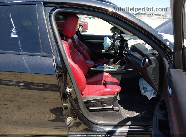 ZASPAKBN2N7D24511 2022 ALFA ROMEO STELVIO Black Vista interior delantera