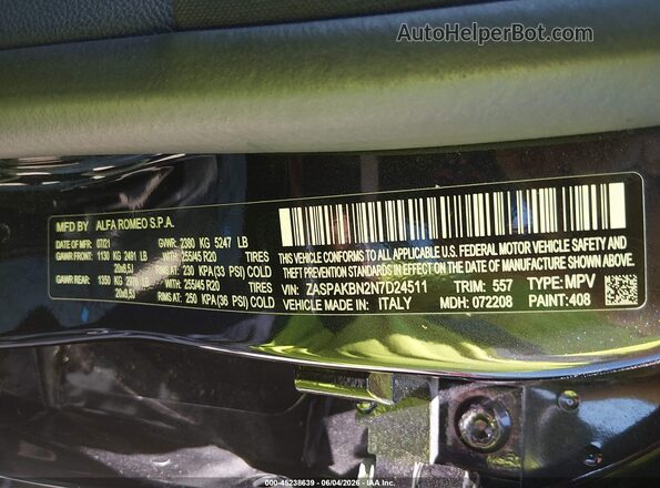 ZASPAKBN2N7D24511 2022 ALFA ROMEO STELVIO Black Vista del compartimento del motor