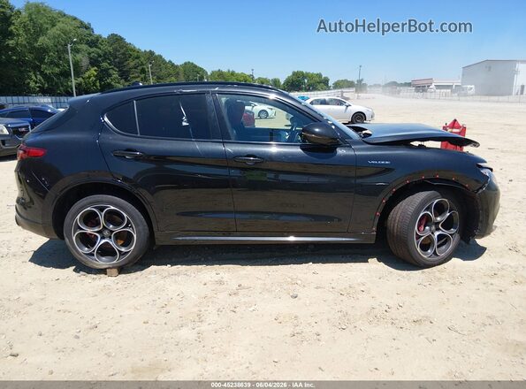 ZASPAKBN2N7D24511 2022 ALFA ROMEO STELVIO Black Vista interior de 360 grados